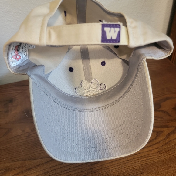 UW Huskies Baseball Hat New - Picture 2 of 5